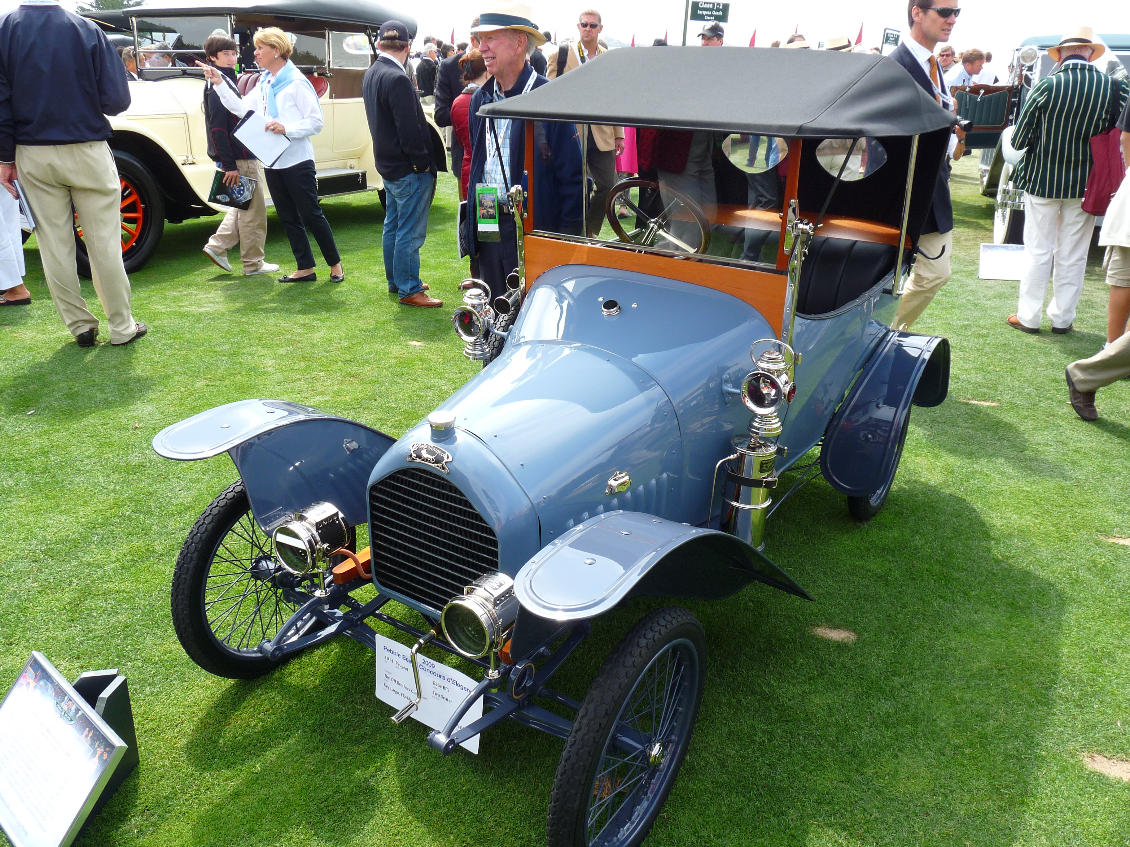 File:Blues Brothers Car.jpg - Wikimedia Commons