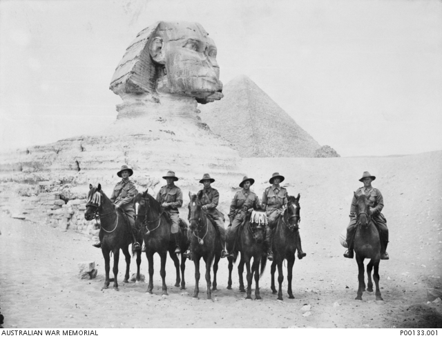 File:1st and 4th Light Horse in front the Sphinx - 1914 - P00133.001.jpg - Wikimedia
