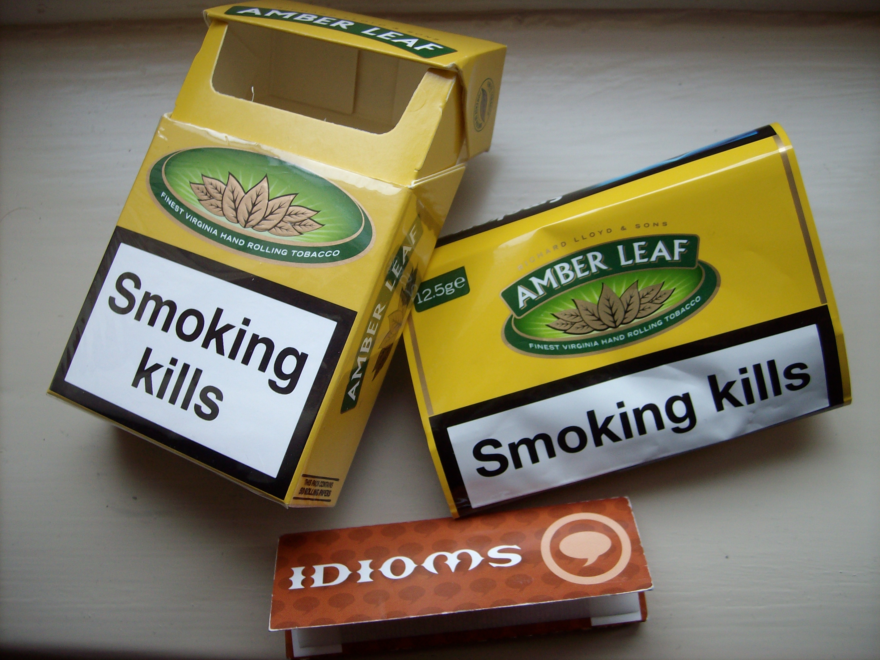 File:Gold Leaf Cigarette.jpg - Wikipedia