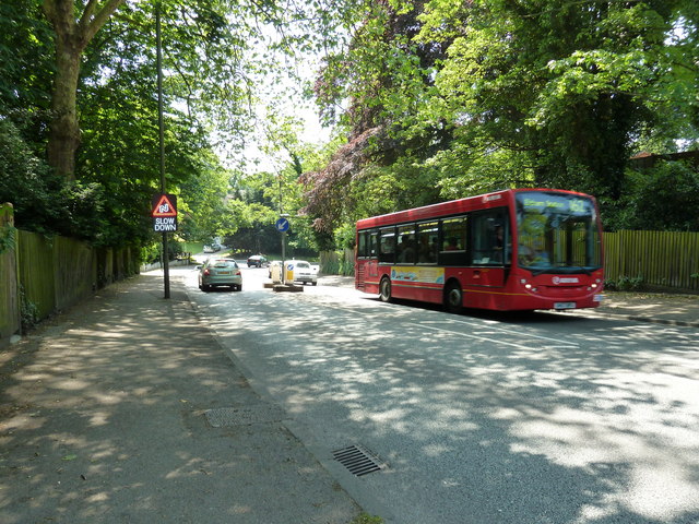 File:Bus on Summer Hill heading for Eltham Station - geograph.org.uk - 1905750.jpg