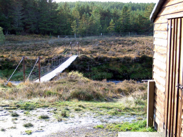 File:Fisherman's bridge, Salachy, Glen Oykel - geograph.org.uk - 597520.jpg