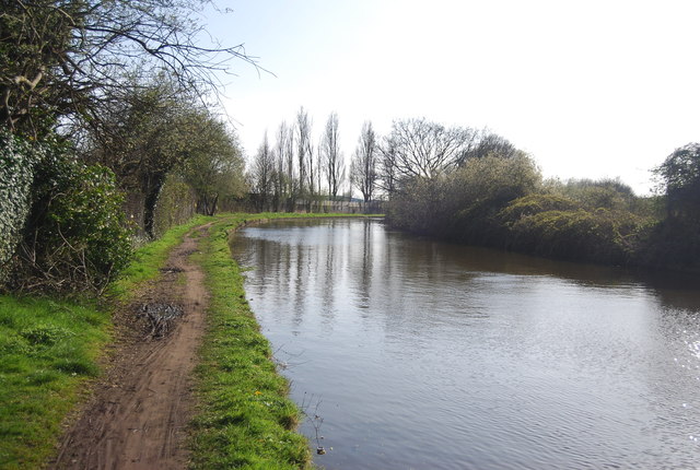 File:Grand Union Canal - Paddington Branch - geograph.org.uk - 3970865.jpg