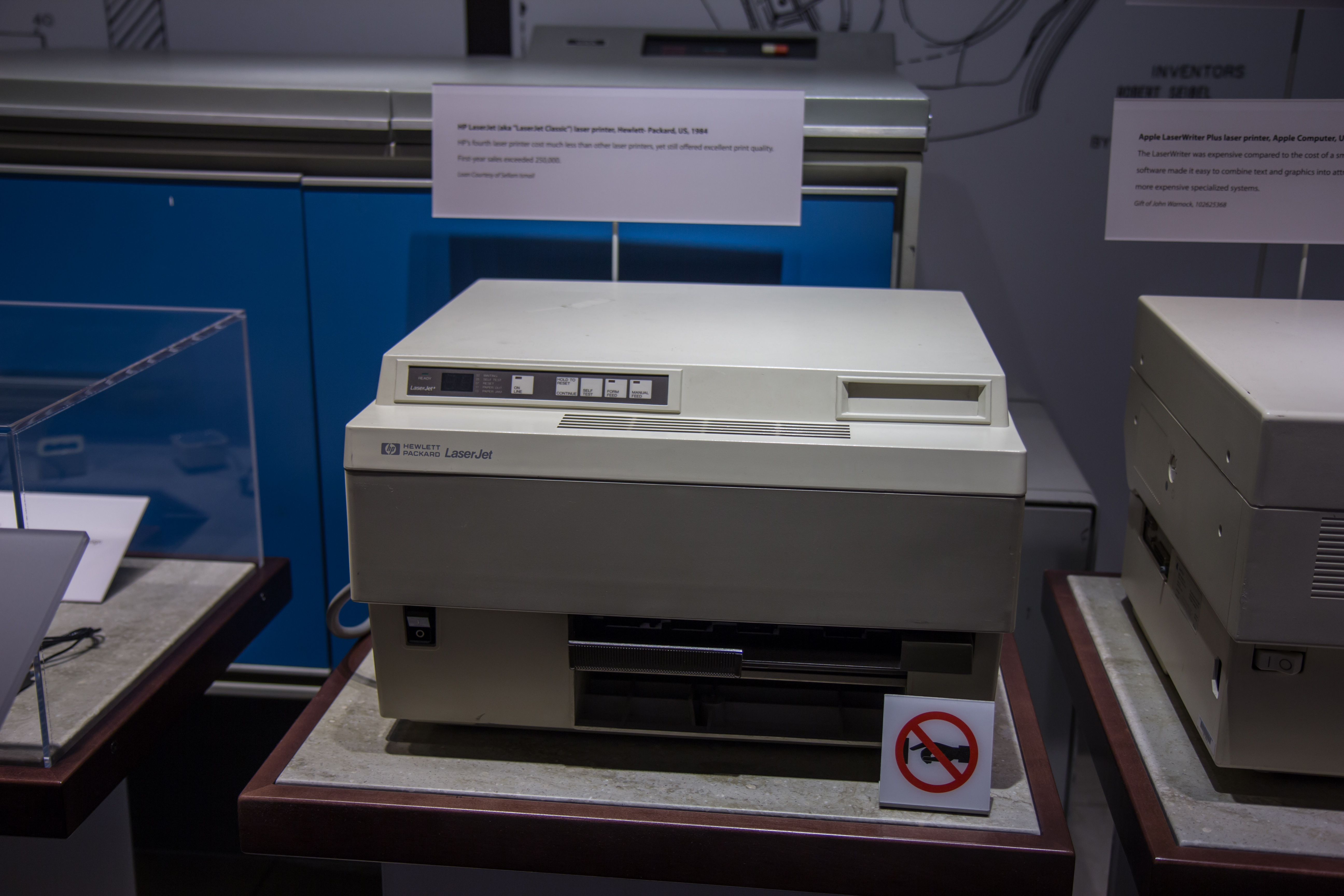 Флеш принтер. Принтеры 1990х. Оптический принтер 1990 x. Принтер 40-10. Первый лазерный принтер в мире.
