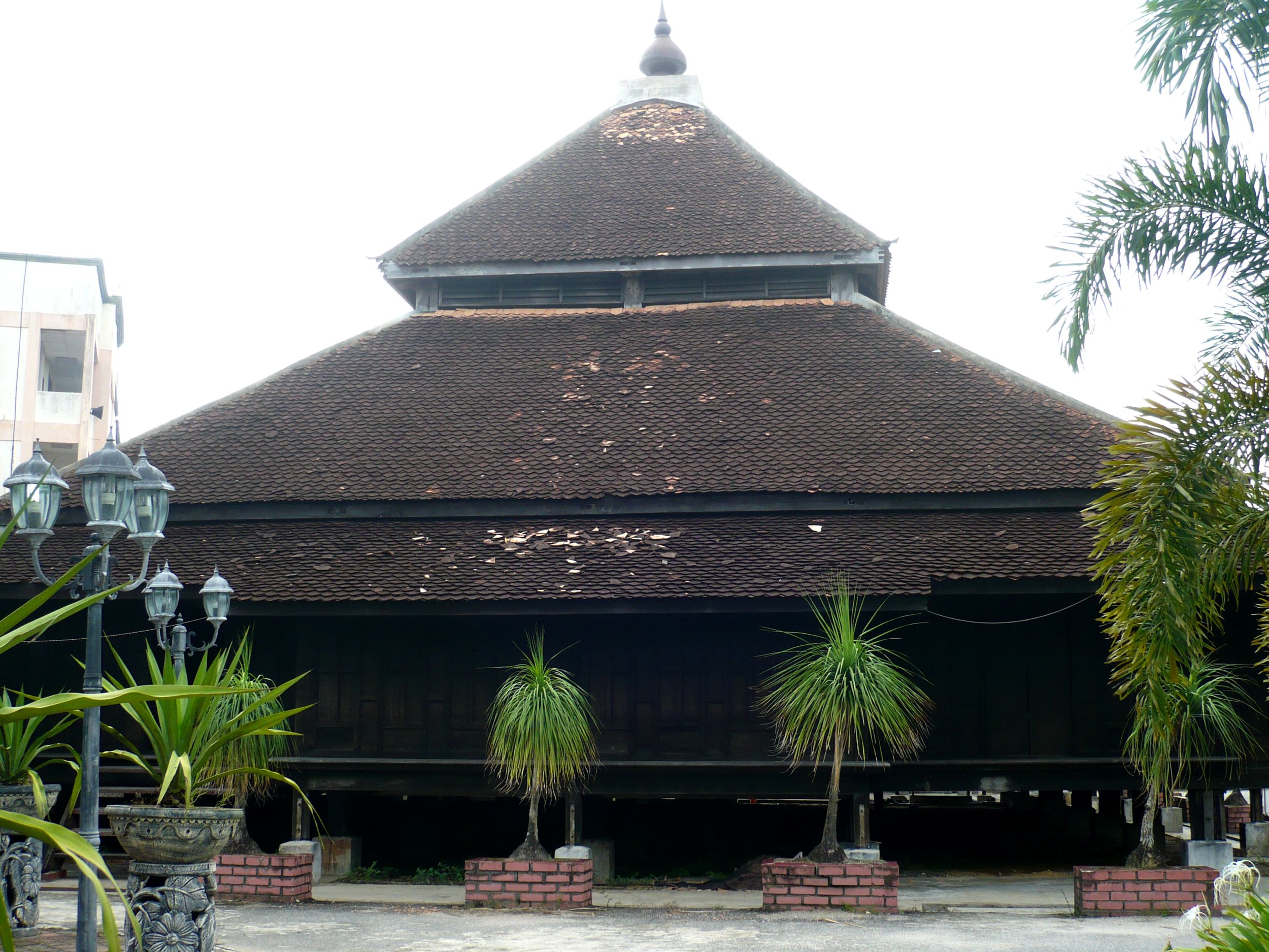 File Masjid Kampung Laut Jpg Wikimedia Commons