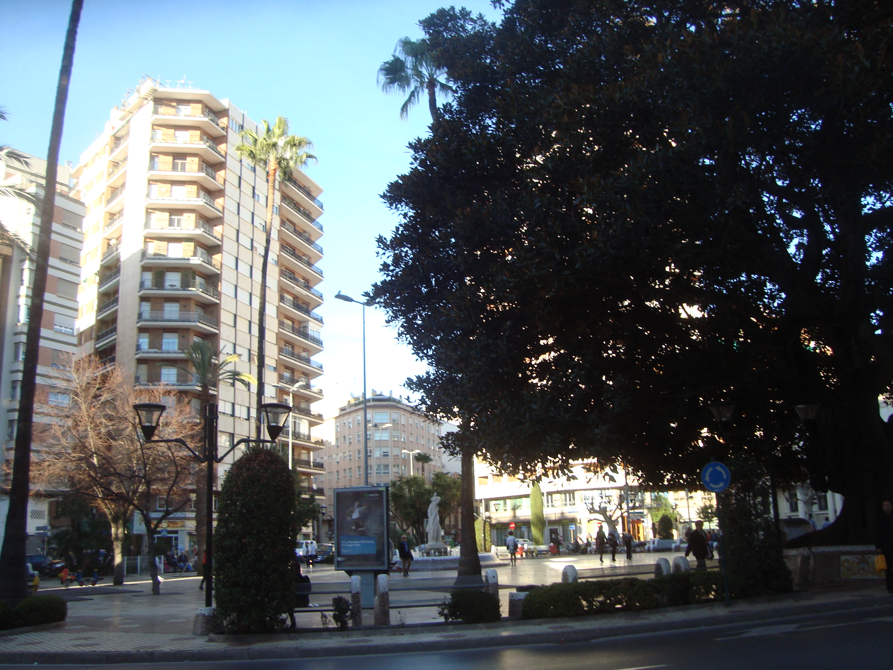 Plaza_Mar%C3%ADa_Agustina%2C_Castell%C3%B3n_de_la_Plana.JPG