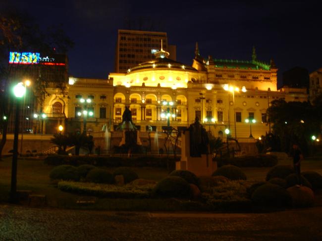 File:Teatro municipal SP.jpg