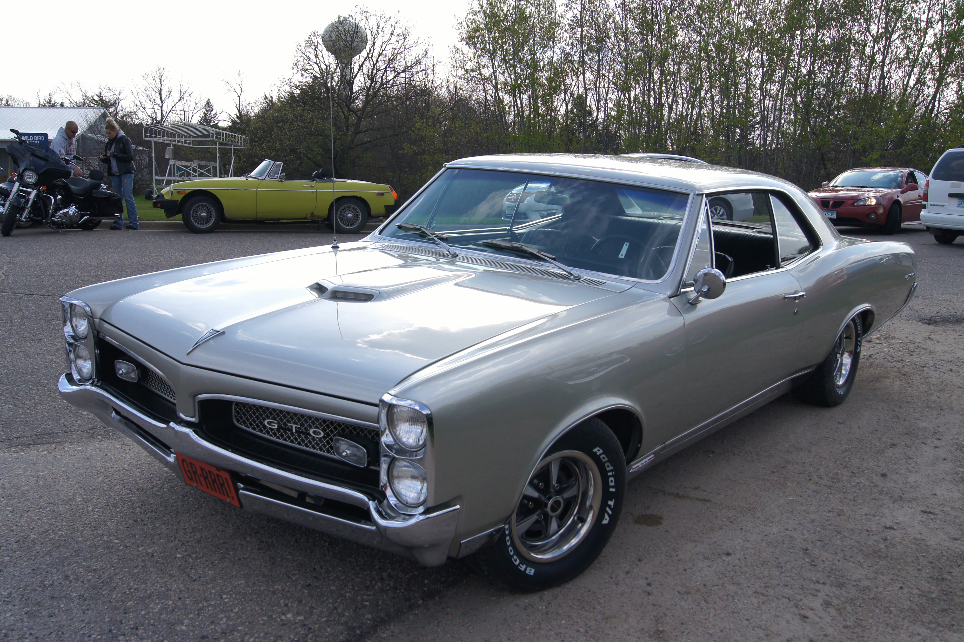 ポンティアック gto Pontiac Gto: 最新の百科事典、ニュース、レビュー