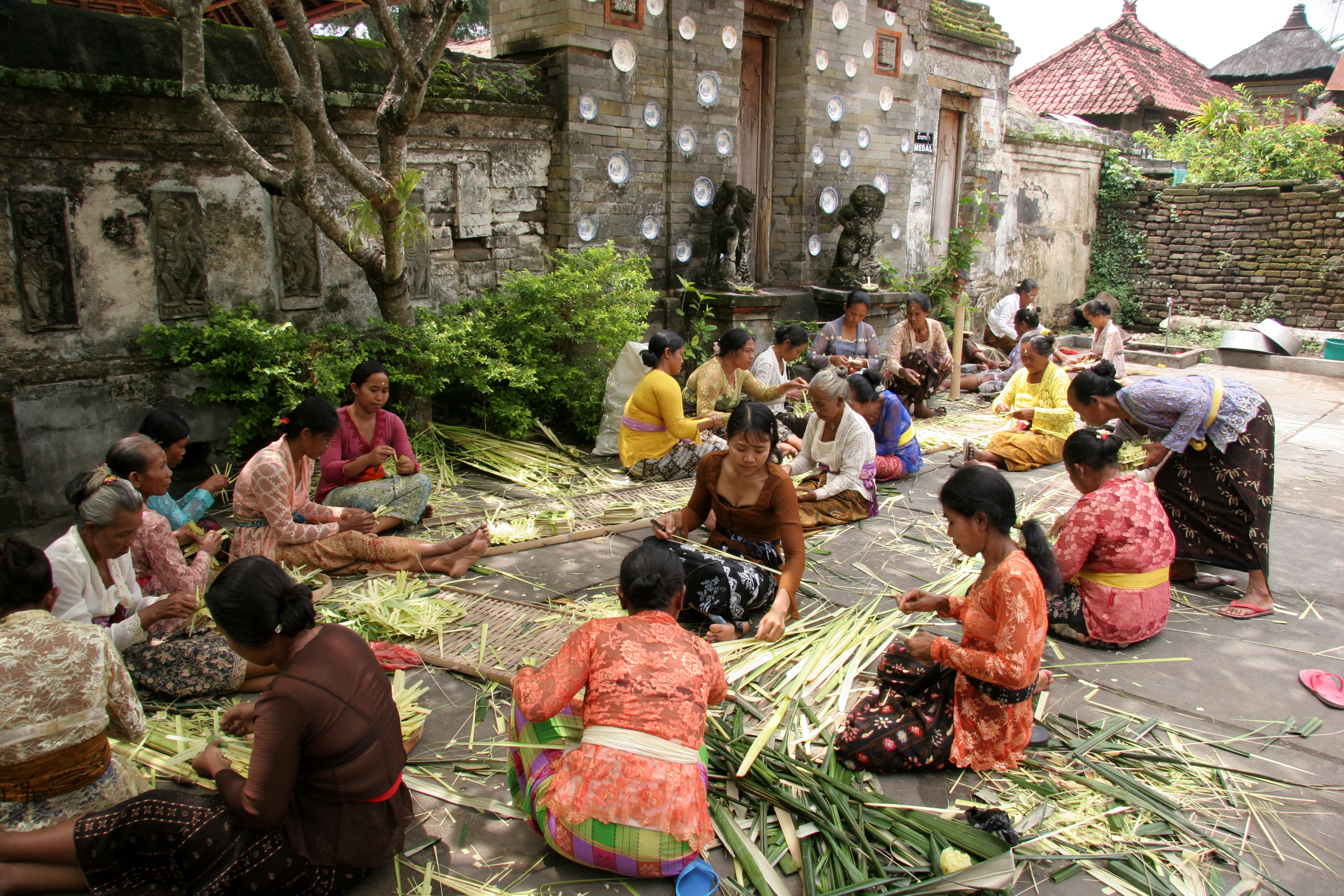 Bali - Wikipedia