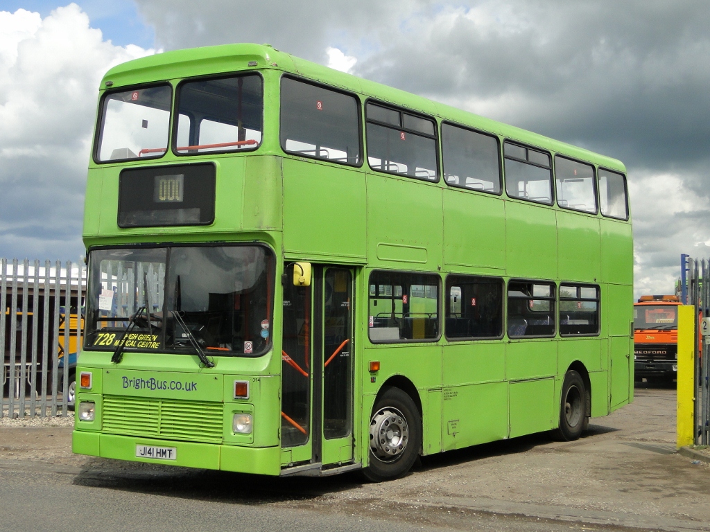 Brightbus bus 3141 (J141 HMT), North Anston depot, 26 May 2011.jpg
