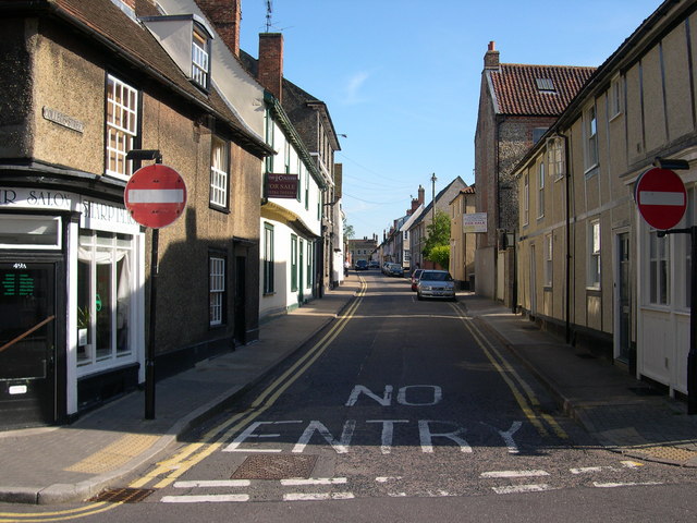 File:College Street, Bury St Edmunds, Suffolk - geograph.org.uk - 357382.jpg