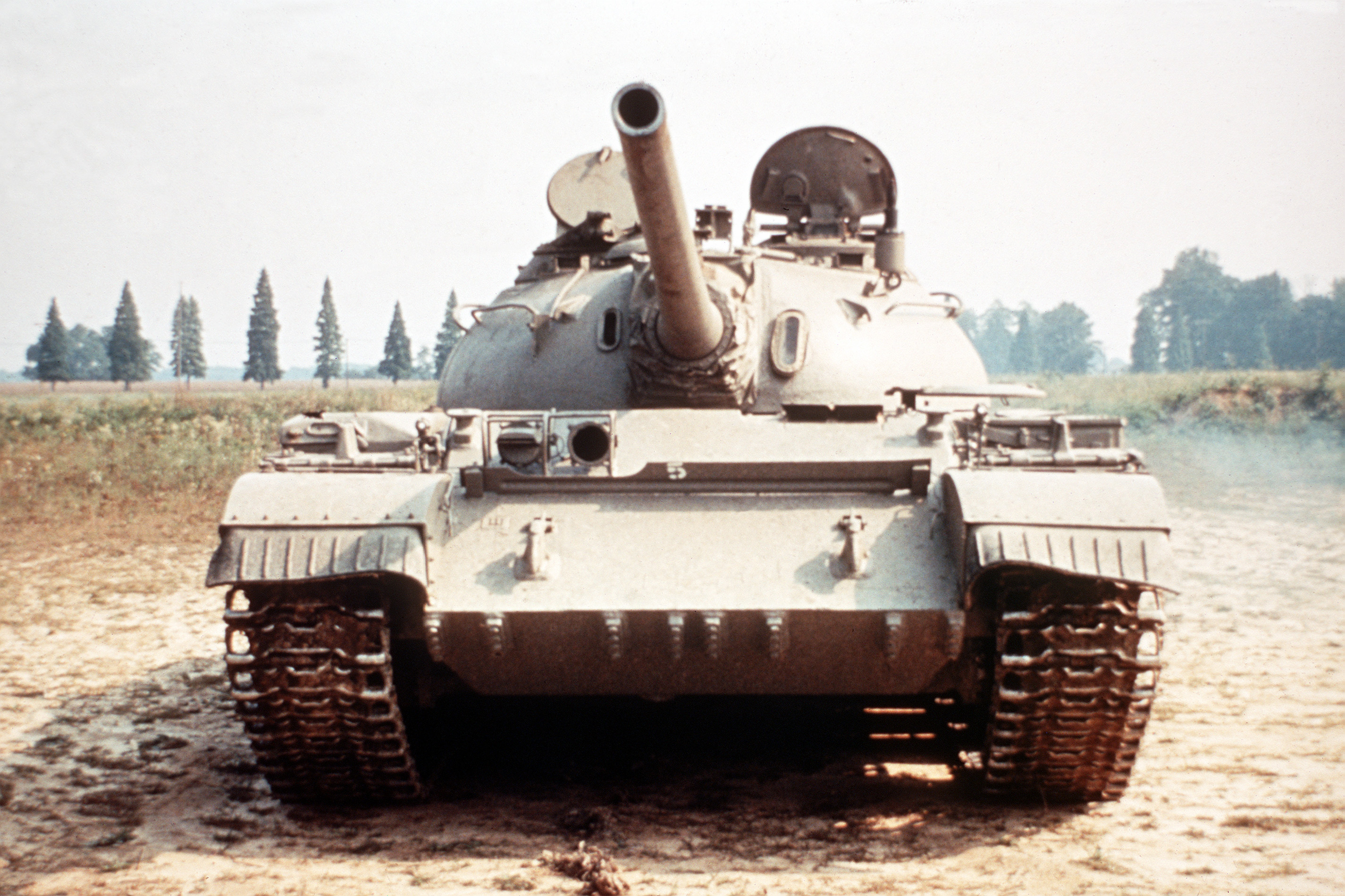 File:Front view of a T-54 tank.JPEG - Wikipedia