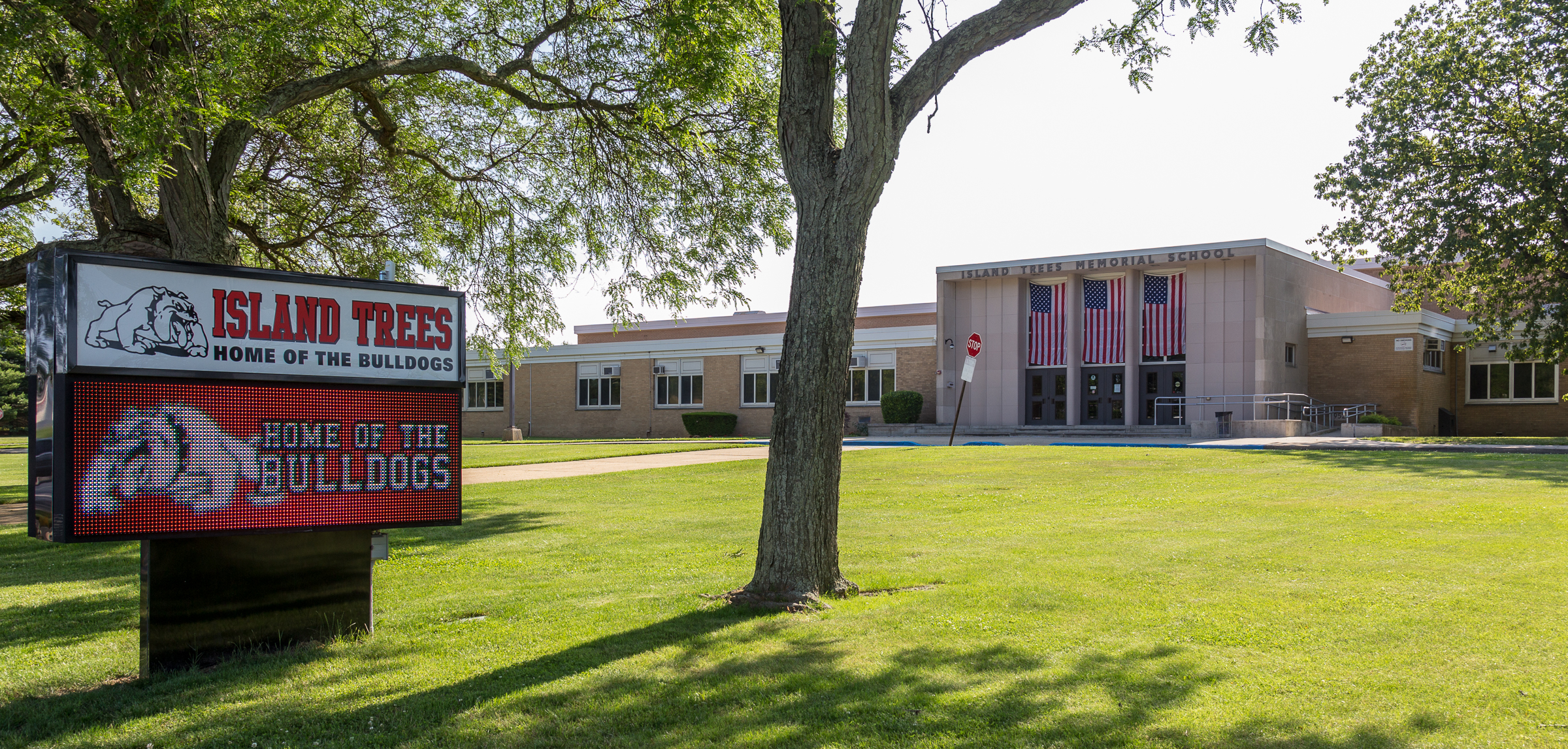 Island school. New York New Island School. Sumner County Bethpage Elementary School. Goethals Memorial School.