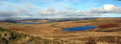 File:Knockman Loch from Knockman Hill - geograph.org.uk - 1109079.jpg