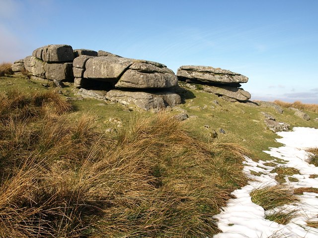 File:Rocks, Pupers Hill - geograph.org.uk - 1182347.jpg