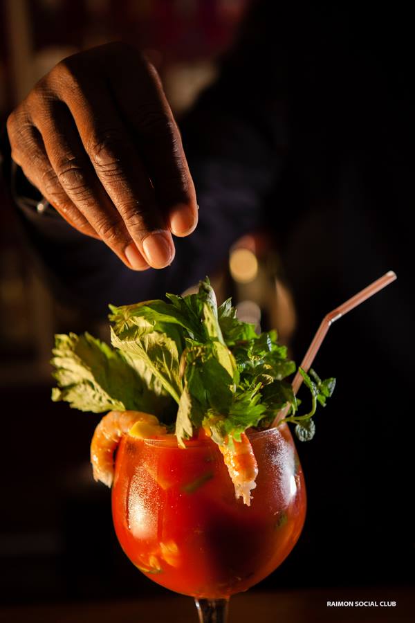 Bloody Mary (cocktail) - Wikipedia