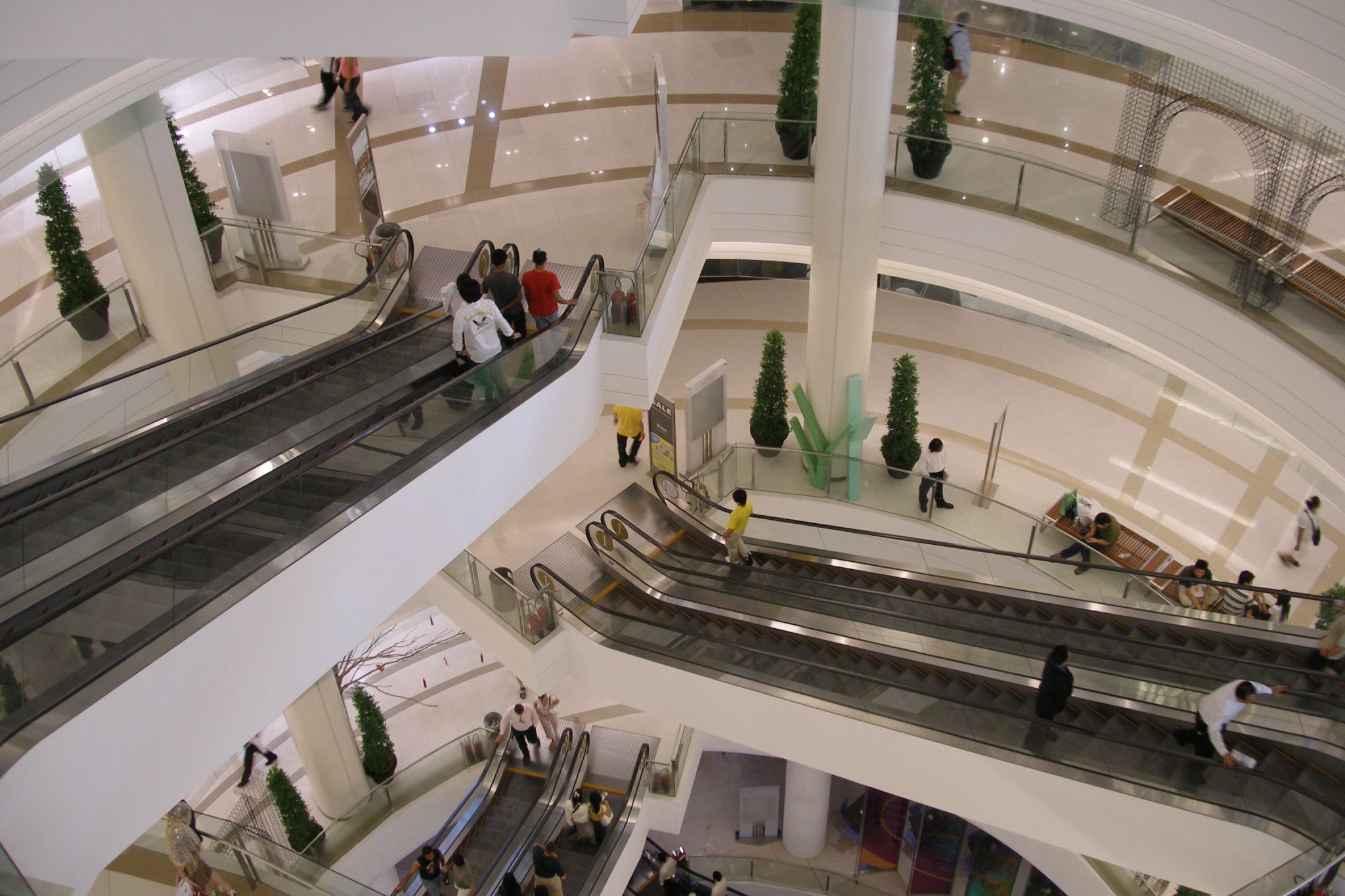 Siam Paragon shopping mall Bangkok - Upmarket shopping center