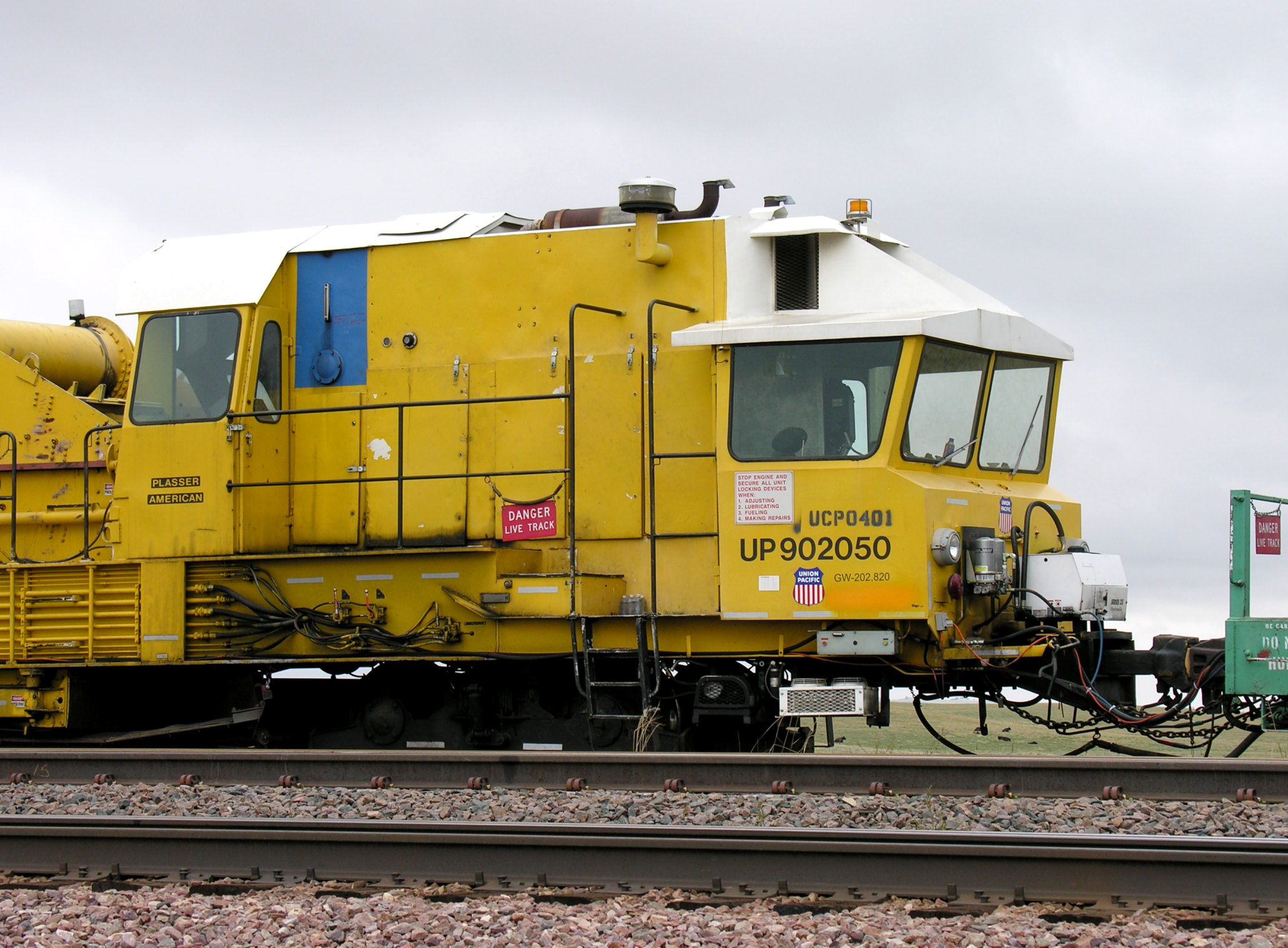 Track up. EMD sd40-2. Тепловоз EMD SD 40. Тепловоз EMD SD 40 - 2. Американский тепловоз sd40.