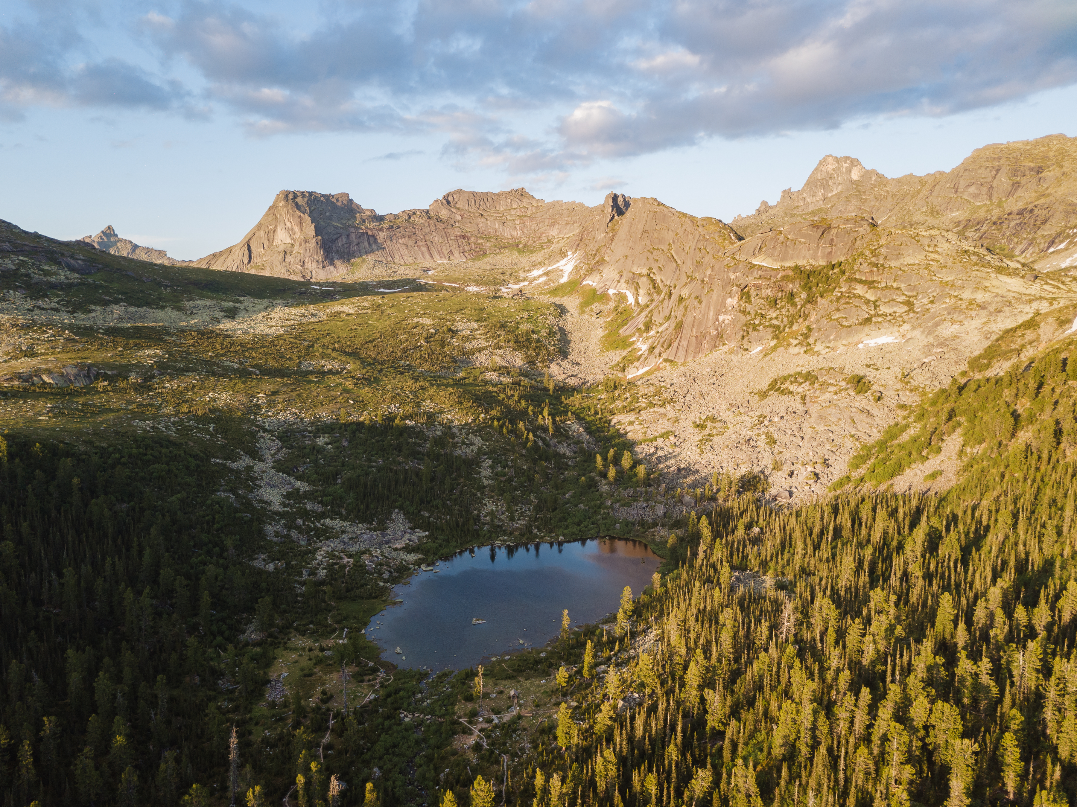 Горы в красноярском крае фото