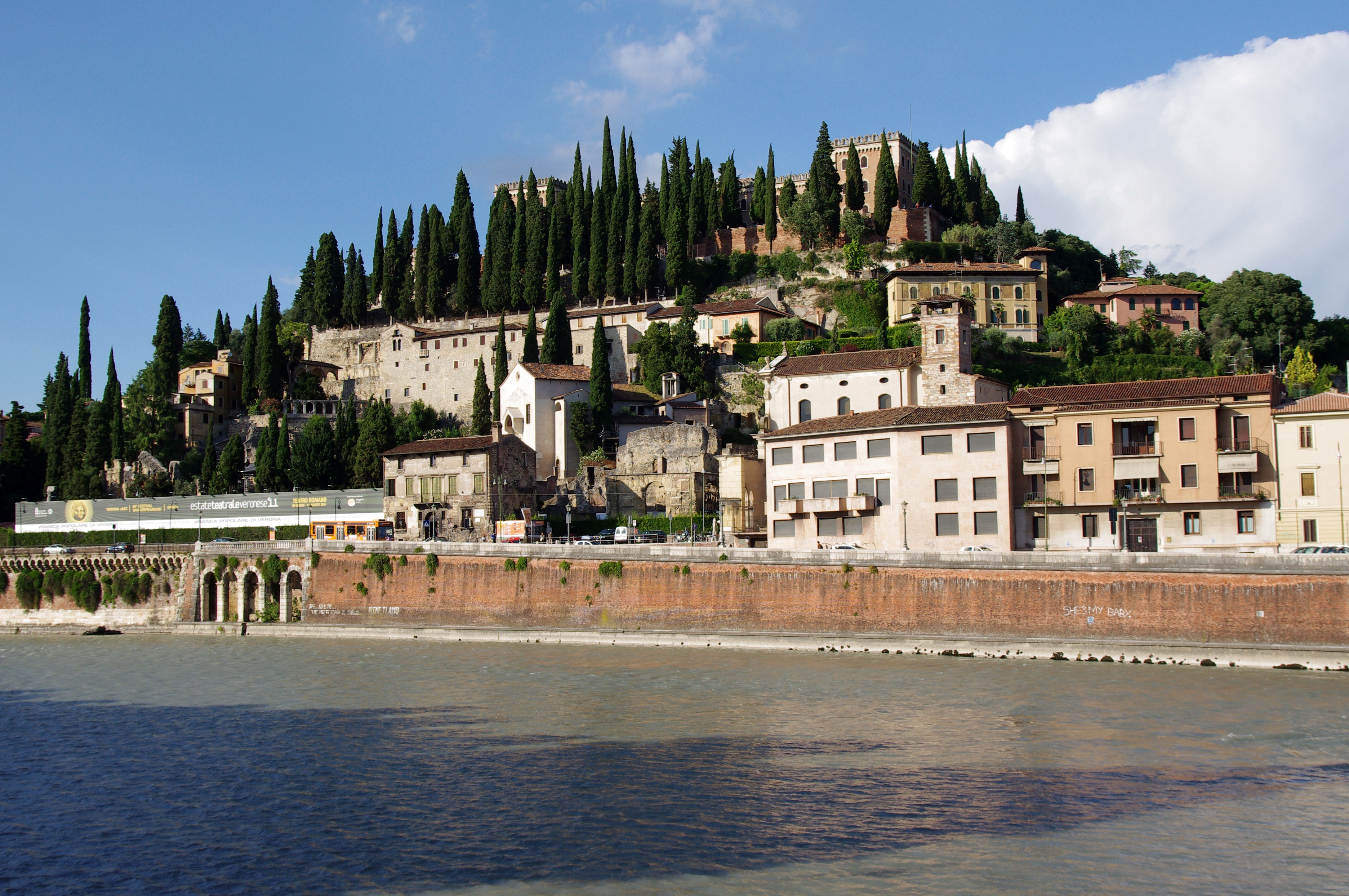 Archivo:20110720 Castel San Pietro in Verona 3688.jpg - Wikipedia ...