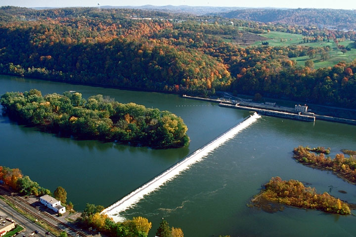 File:Allegheny Islands State Park, C.W. Bill Young Lock and Dam.jpg