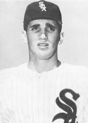 <span class="mw-page-title-main">Barry Latman</span> American baseball player (1936–2019)