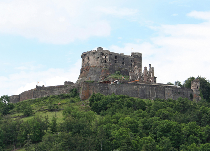 File:Chateau de Murol.jpg