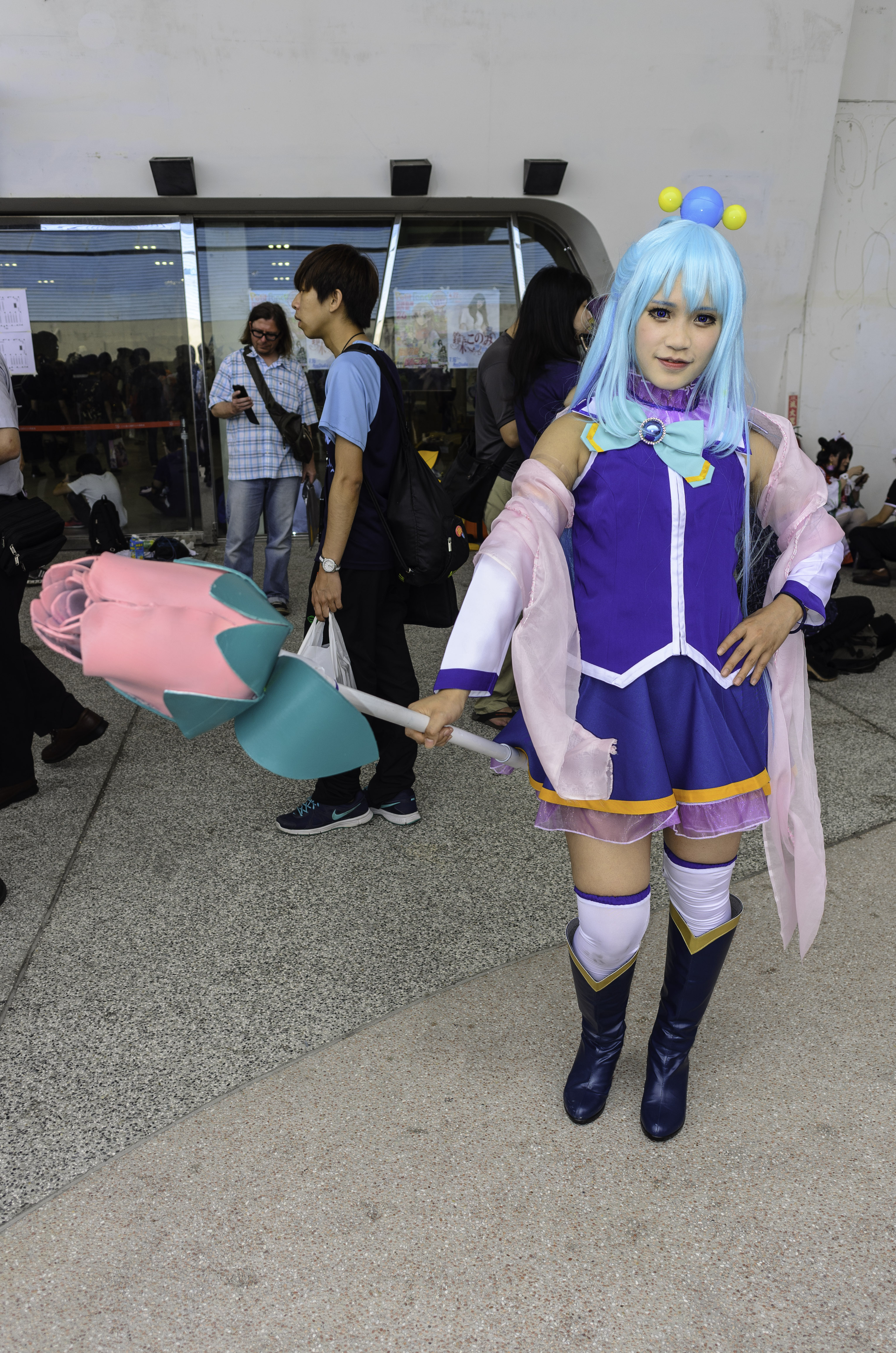 File:Cosplayers of Kazuma and Aqua, KonoSuba 20160507a.jpg