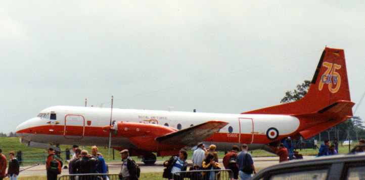 File:Hawker Siddley Andover (4636694873).jpg