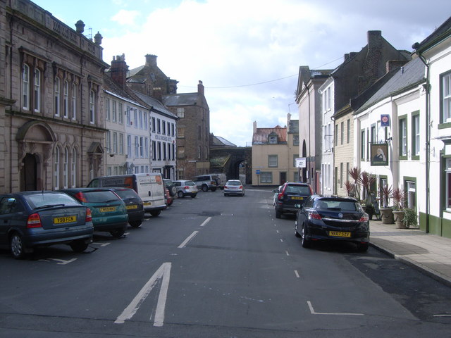 File:Hide Hill (looking towards city wall) - geograph.org.uk - 741564.jpg