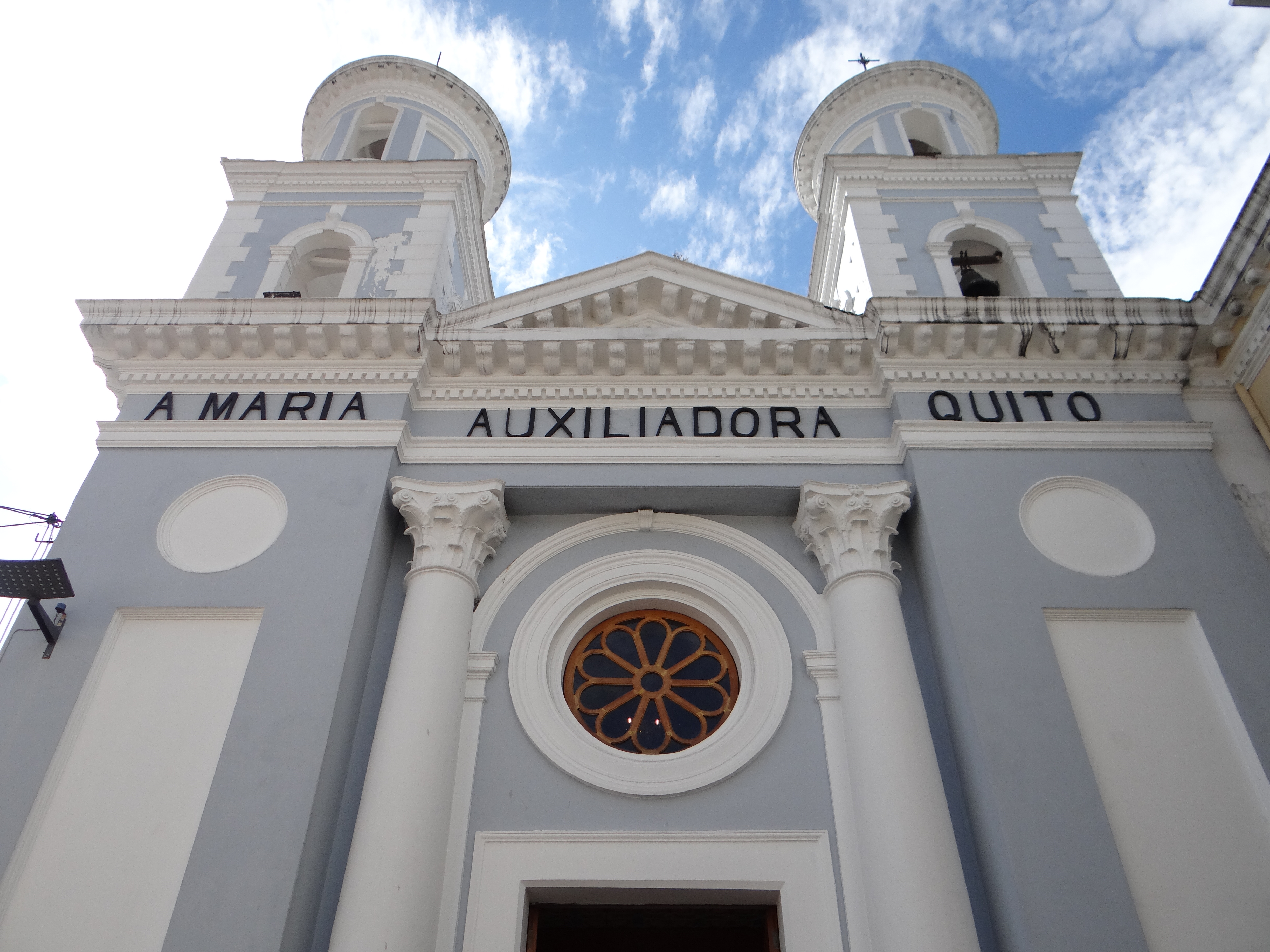 File:Iglesia Maria Auxiliadora, Quito (exterior)  - Wikimedia  Commons