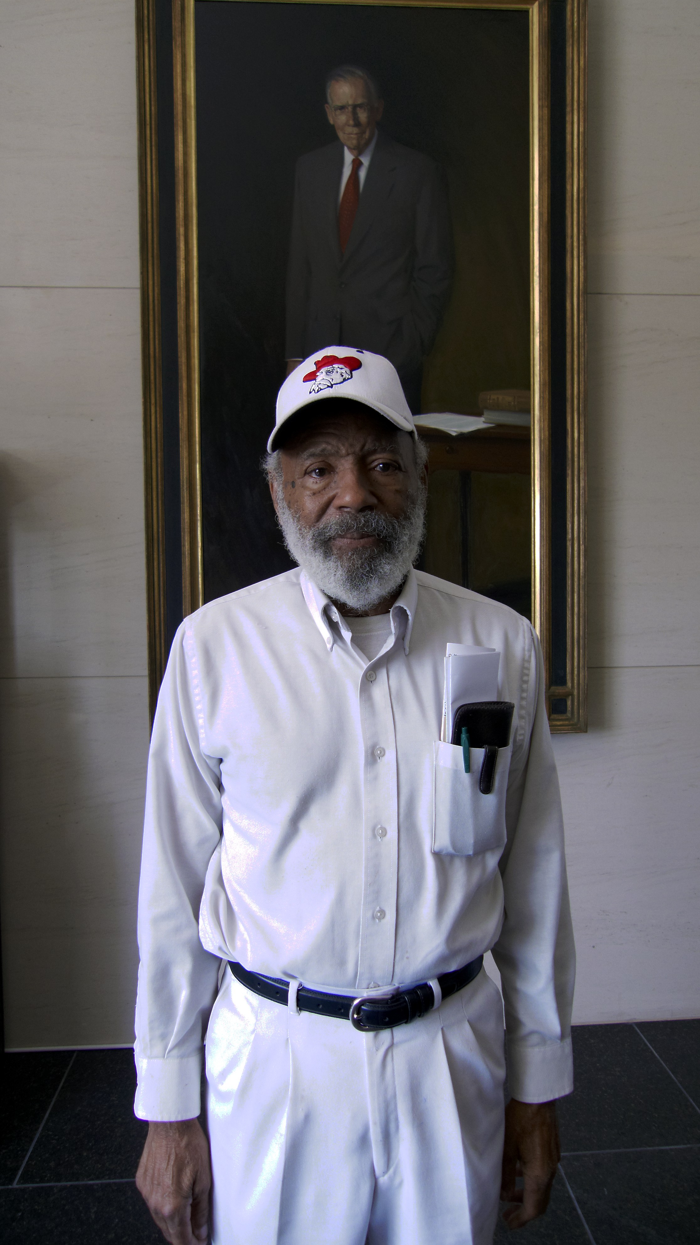 正規通販 James Meredith Warrior And The America That Created Him By Mcgee Meredith Cenacultural Itapecerica Sp Gov Br