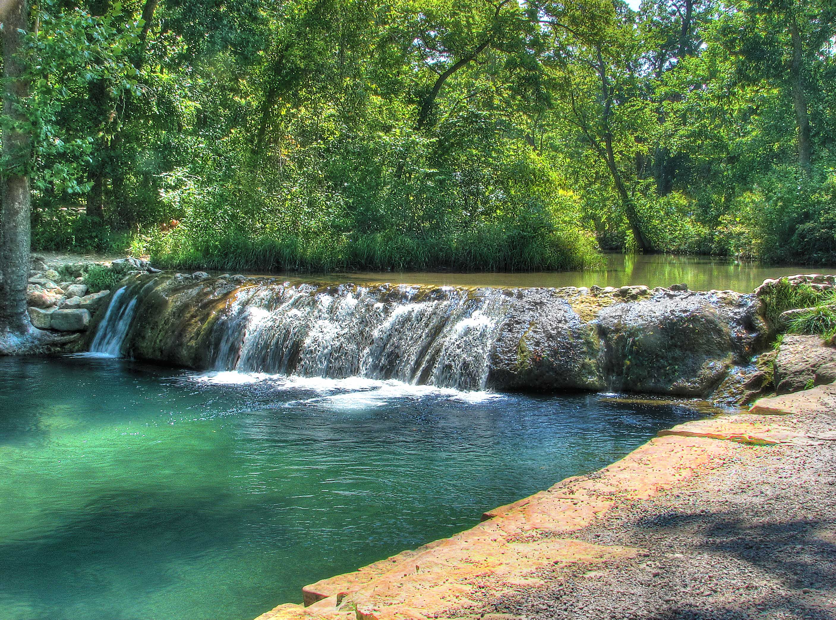 The Blue-Green Oasis