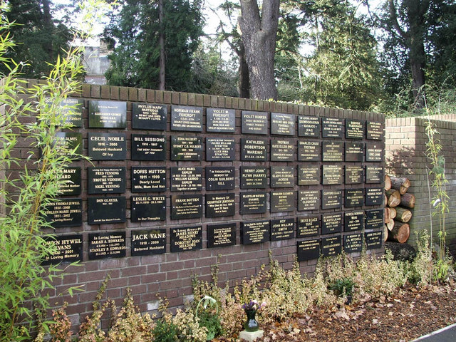 File:Memorial Wall at Brunswick Park Cemetery-Crematorium - geograph.org.uk - 629428.jpg