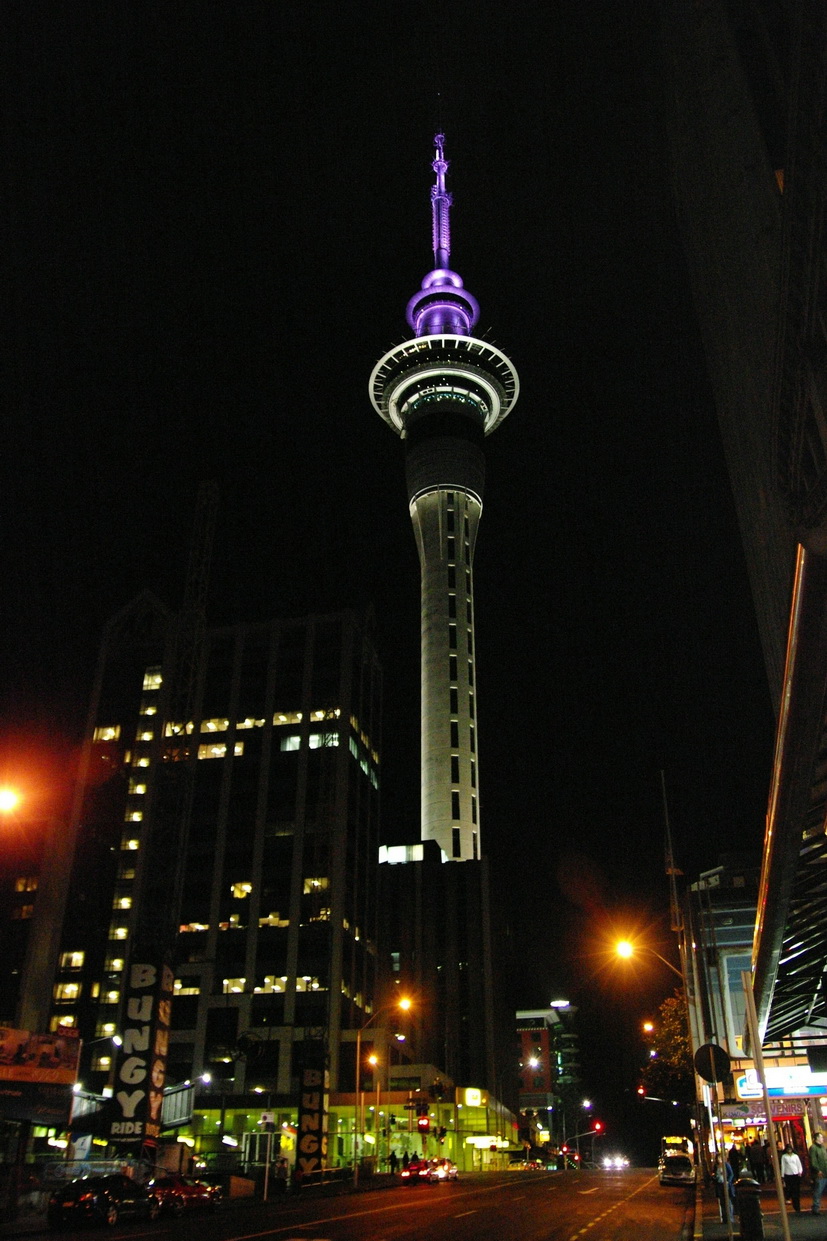 Sky Tower (Auckland) - Wikipedia