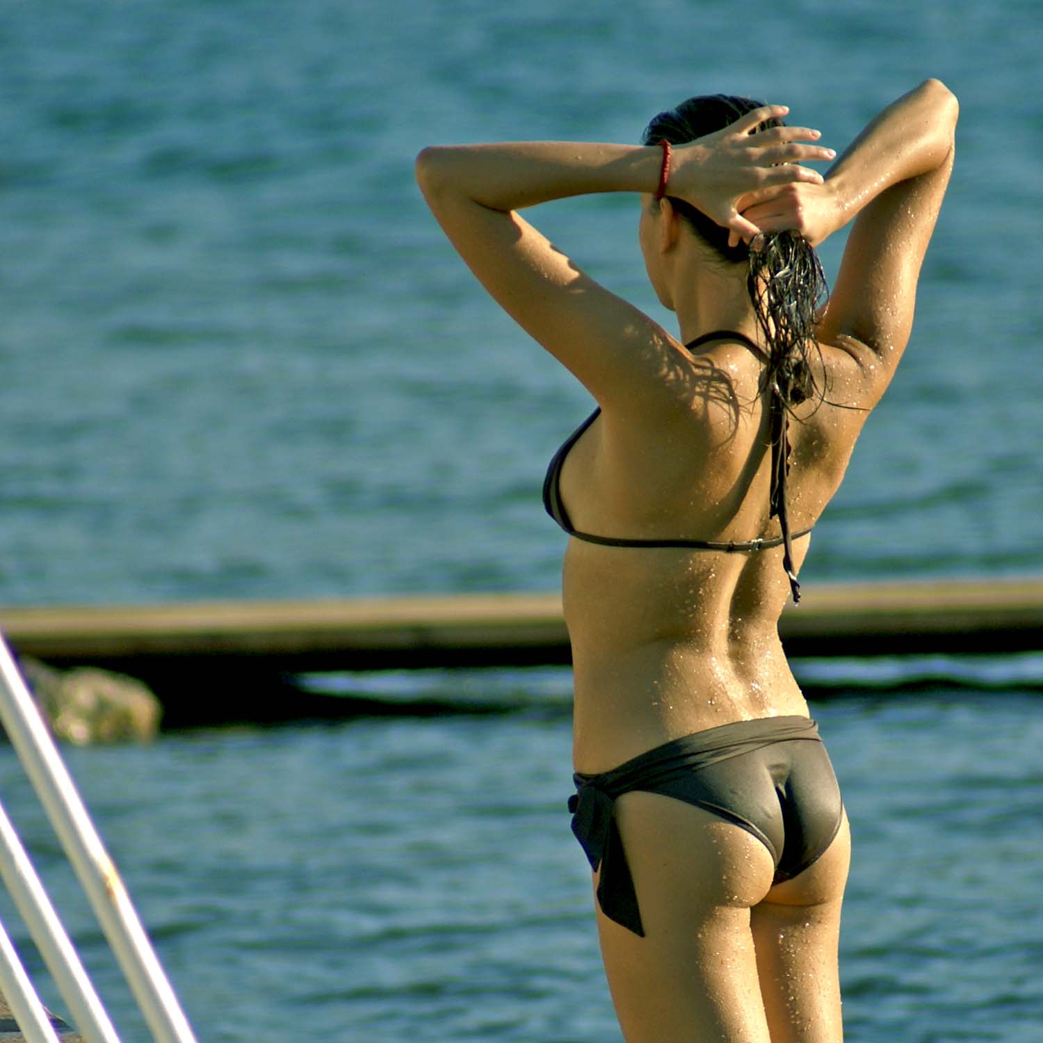 File:Naiad II - bikini stretch.jpg - Wikimedia Commons