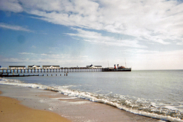 File:P.S Waverley at Southwold Pier - geograph.org.uk - 1521001.jpg