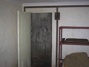 File:Tranwell Bunker inside 2.jpg