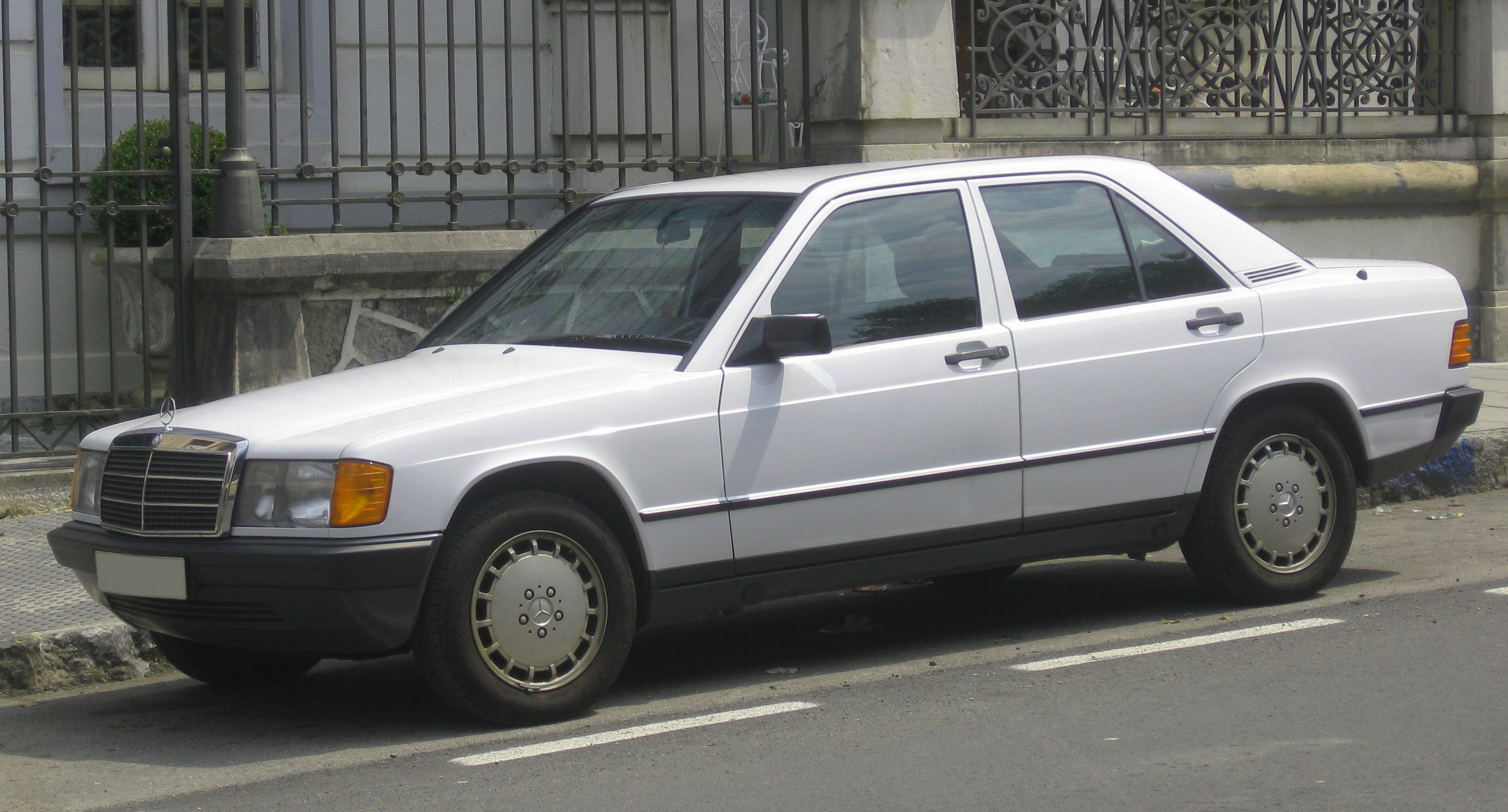 File 1996 Mercedes Benz 190 E W201 3839917482 Jpg Wikimedia Commons