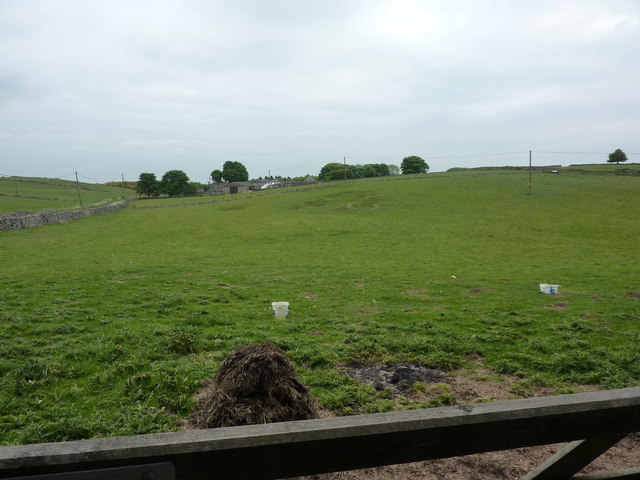 File:A gate, a pile of muck and a field - geograph.org.uk - 1881148.jpg