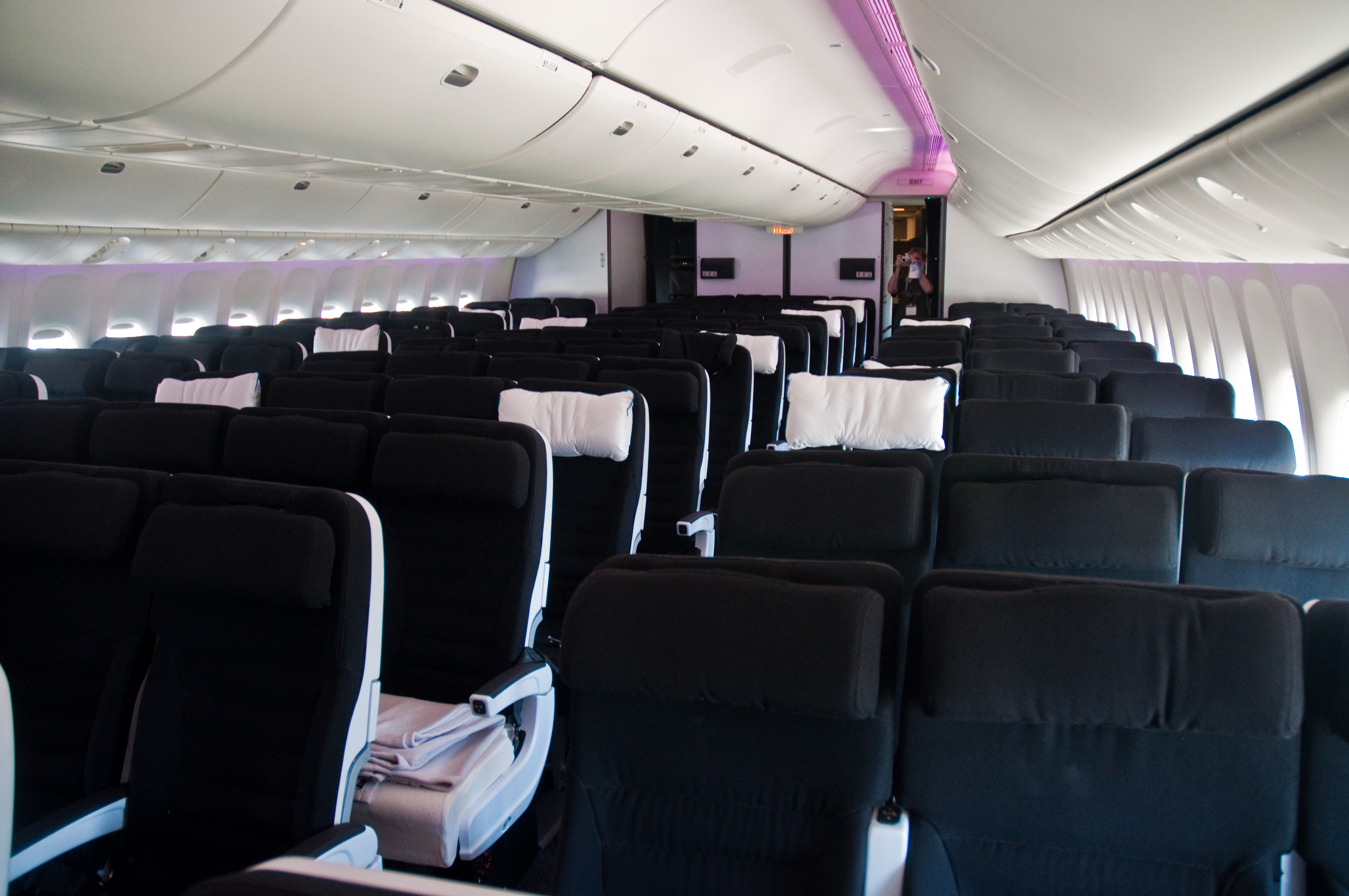 File Air New Zealand S New 777 300er Interior Economy