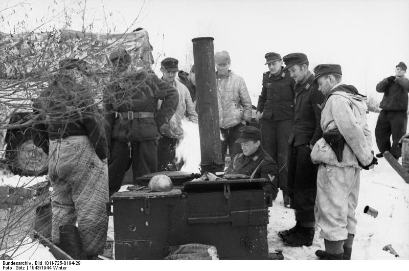 File:Bundesarchiv Bild 101I-725-0194-29, Russland, Rückzug deutscher Truppen, Feldküche.jpg