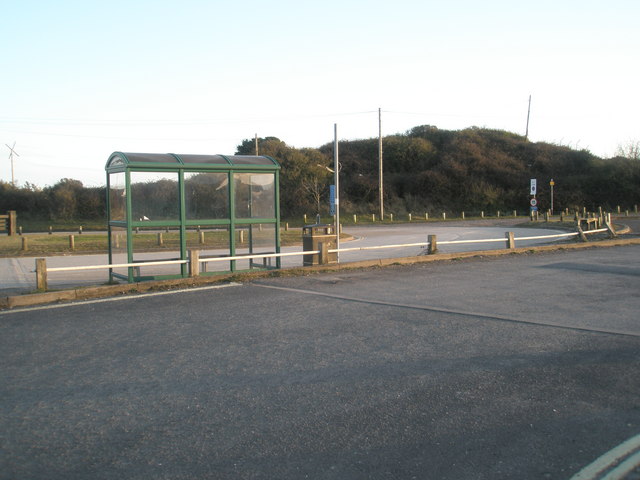 File:Bus shelter in Ferry Road - geograph.org.uk - 1193869.jpg