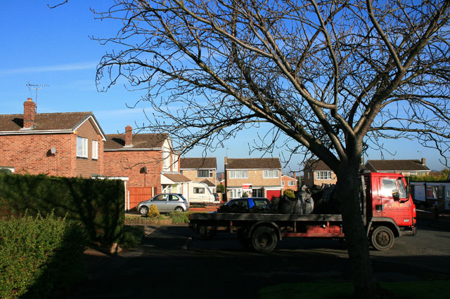 File:Coal Delivery in Clifton - geograph.org.uk - 1129271.jpg