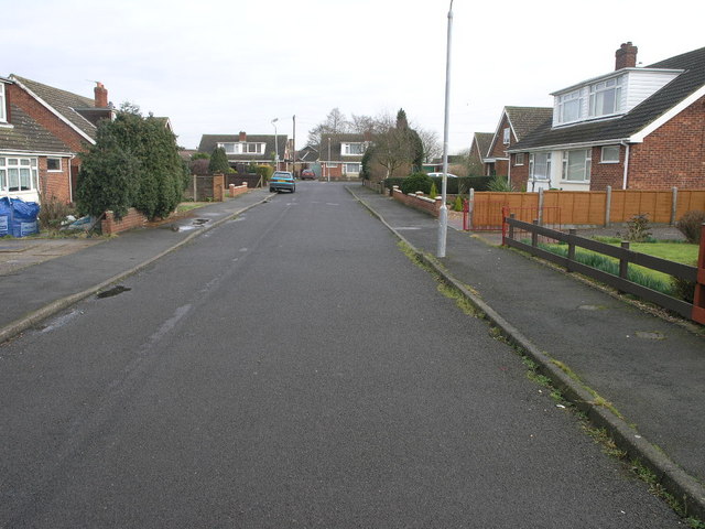 File:Dormer Land - geograph.org.uk - 345963.jpg