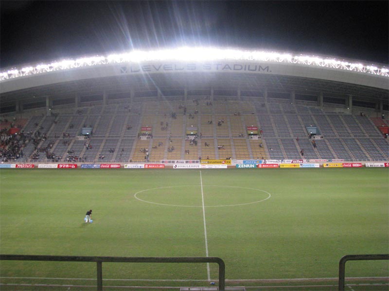 File:Hakata no mori stadium-night.jpg