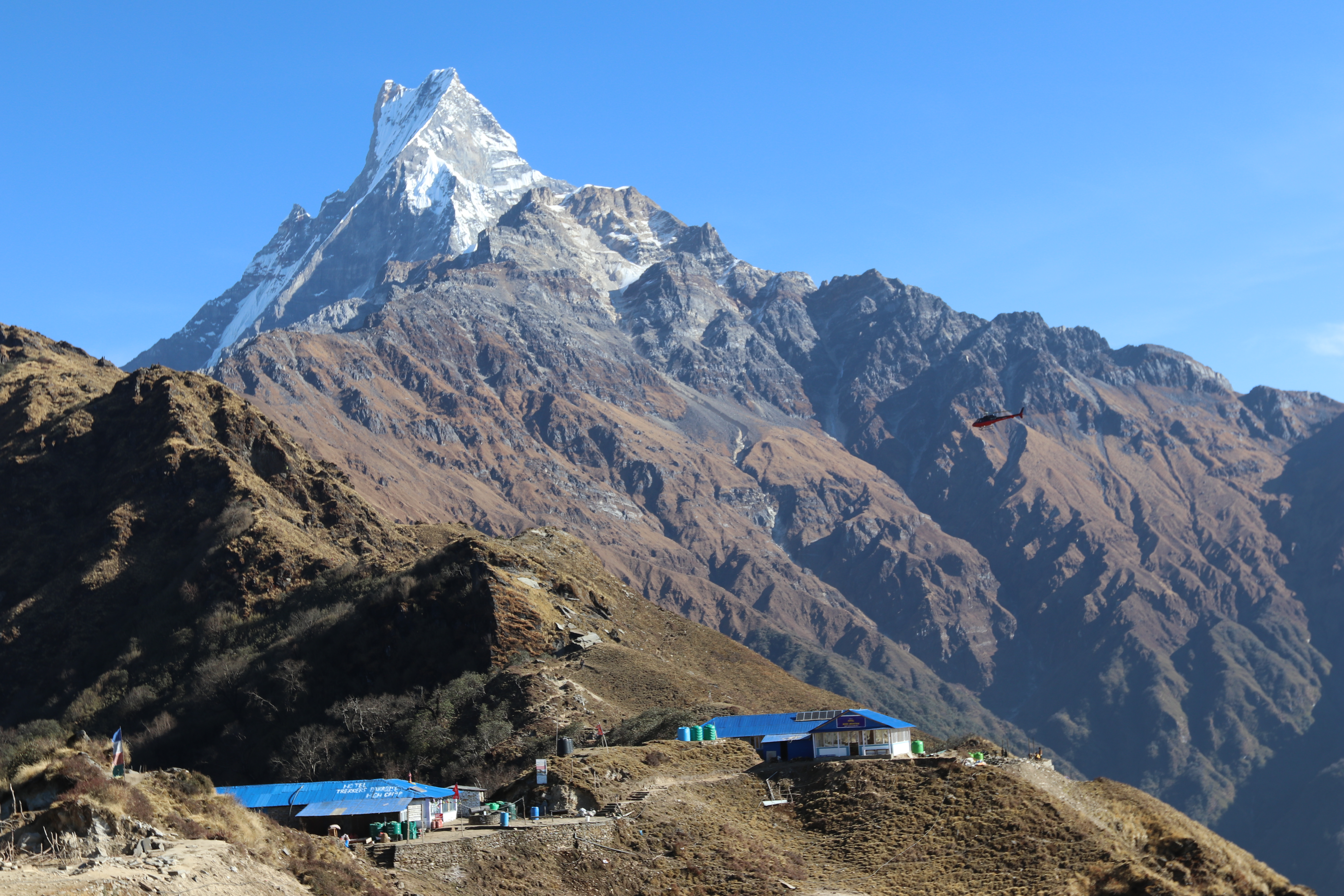 High camp. Mardi Himal Trek. Mardi Trek. Mardi Himal. Восхождение на гору Марди Химал.