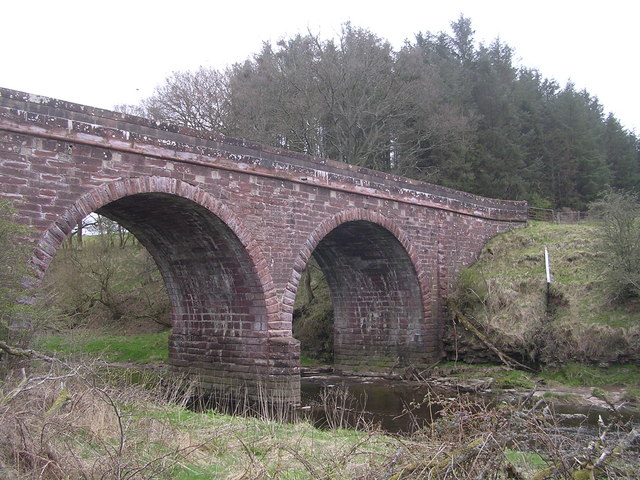 File:Killearn Bridge - geograph.org.uk - 161130.jpg