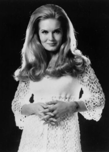 Lynn Anderson Wiki GIFs