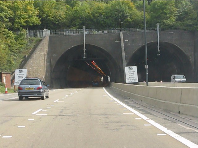 File:M4 Motorway - Brynglas tunnels, western portals 2079471 3c135e6c.jpg