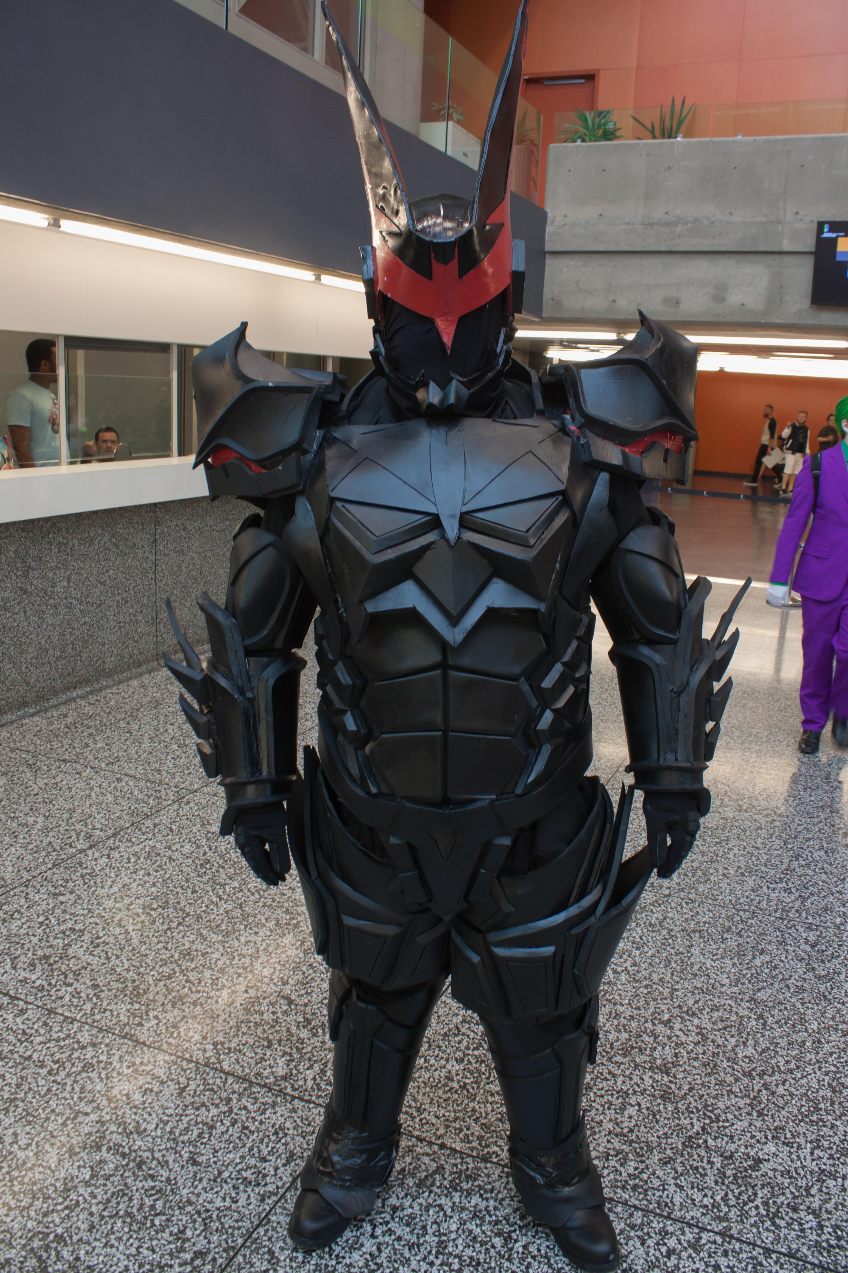 File:Montreal Comiccon 2016 - Batman (27633799143).jpg - Wikimedia Commons